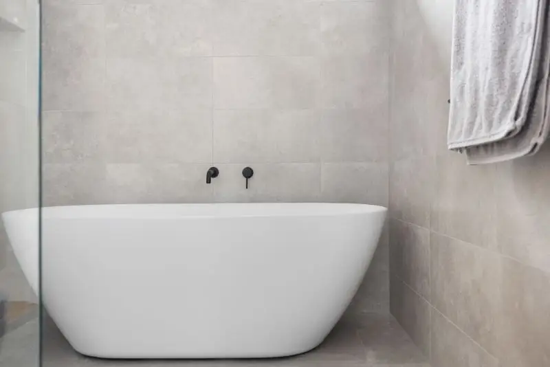 Epping Bathroom Facade